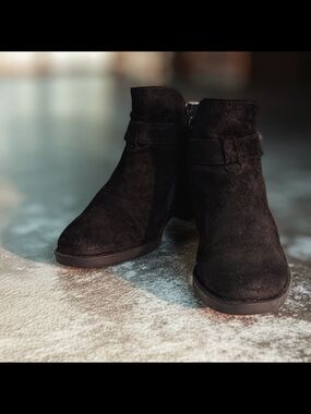 Born Black Suede Ankle Booties with Side Zip Size 9